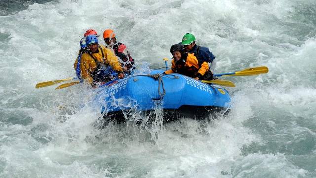 Kathmandu: Trishuli River Rafting with Lunch by Private Car